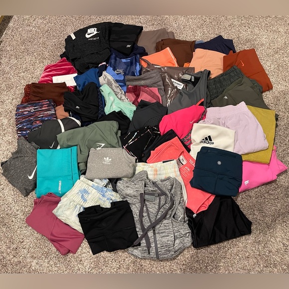 Reseller Activewear Bundle - Picture 1 of 1